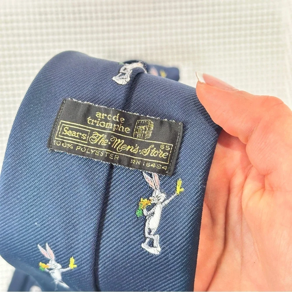 Vintage Bugs Bunny embroidered tie Looney Tunes navy